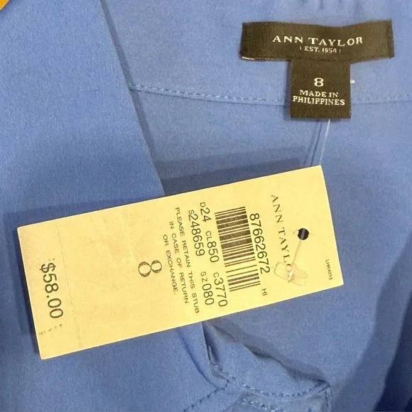 Ann Taylor Light Blue Button-Up Shirt new with tags - Picture 2 of 7